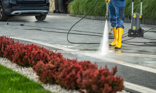 Best Deck Pressure Washing  in Las Lomas, CA