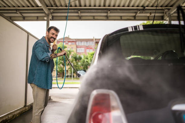 Best Garage Pressure Washing  in Las Lomas, CA